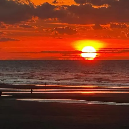 Sun Nieuwpoort-bad *